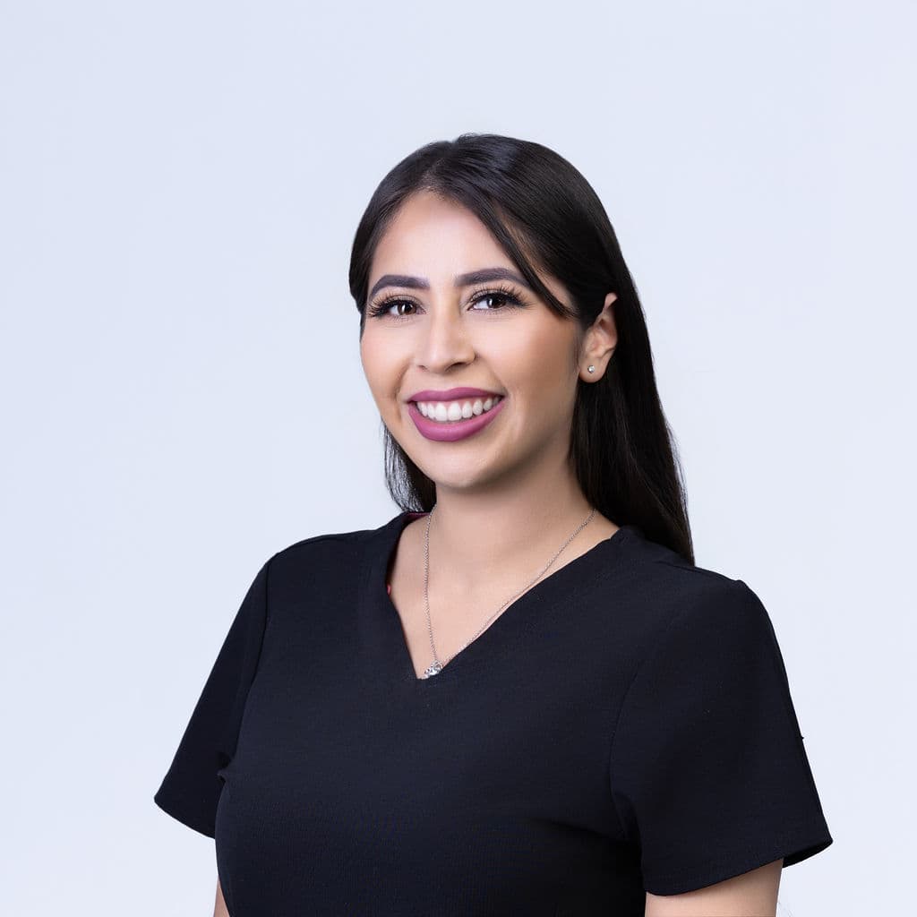 Brenda, Dental Assistant at Trevino Dental Group